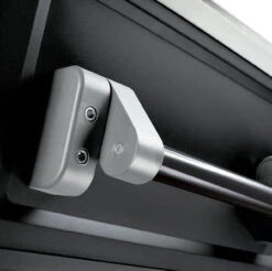 Dometic Waeco CoolFreeze CFX 28 Portable Compressor Fridge Freezer Cool Box 20 Dometic Waeco CoolFreeze CFX 28 Portable Compressor Fridge Freezer Cool Box -Camping Equipment Store CFX Handle detail 27538.1533721136