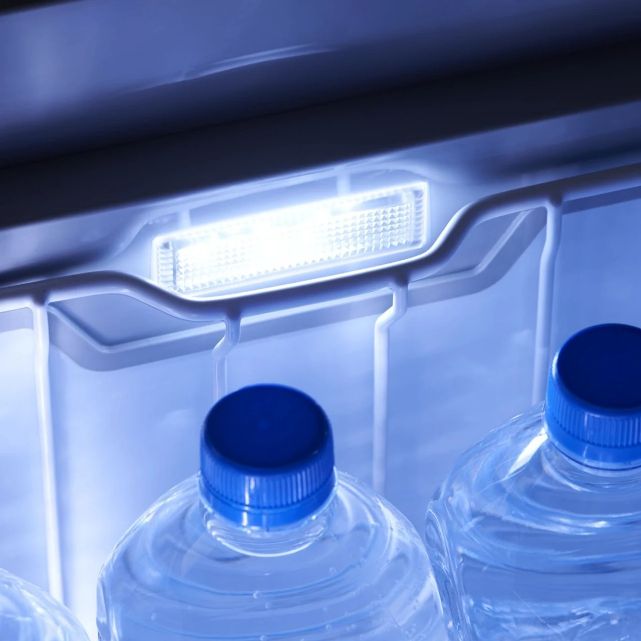 Dometic Waeco CoolFreeze CFX 28 Portable Compressor Fridge Freezer Cool Box 5 Dometic Waeco CoolFreeze CFX 28 Portable Compressor Fridge Freezer Cool Box - Image 5