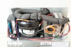 Webasto Cruise CR49 Elegance Campervan & Caravan Compressor Fridge 19 Webasto Cruise CR49 Elegance Campervan & Caravan Compressor Fridge -Camping Equipment Store DSC05486 93899.1634826511