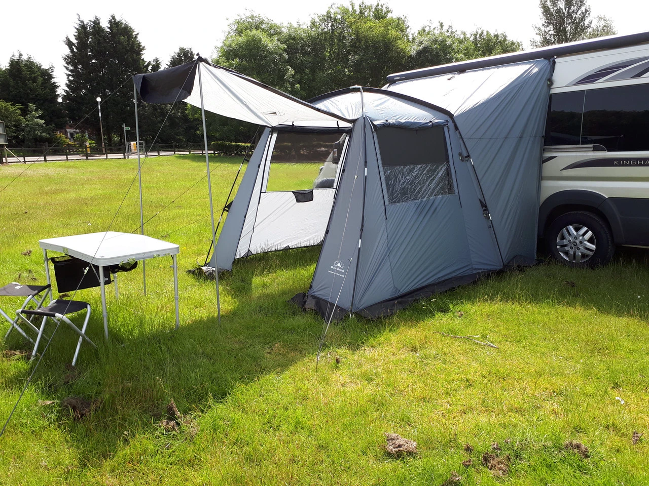 SunnCamp Motor Buddy 250 Campervan Drive Away Awning 1 SunnCamp Motor Buddy 250 Campervan Drive Away Awning