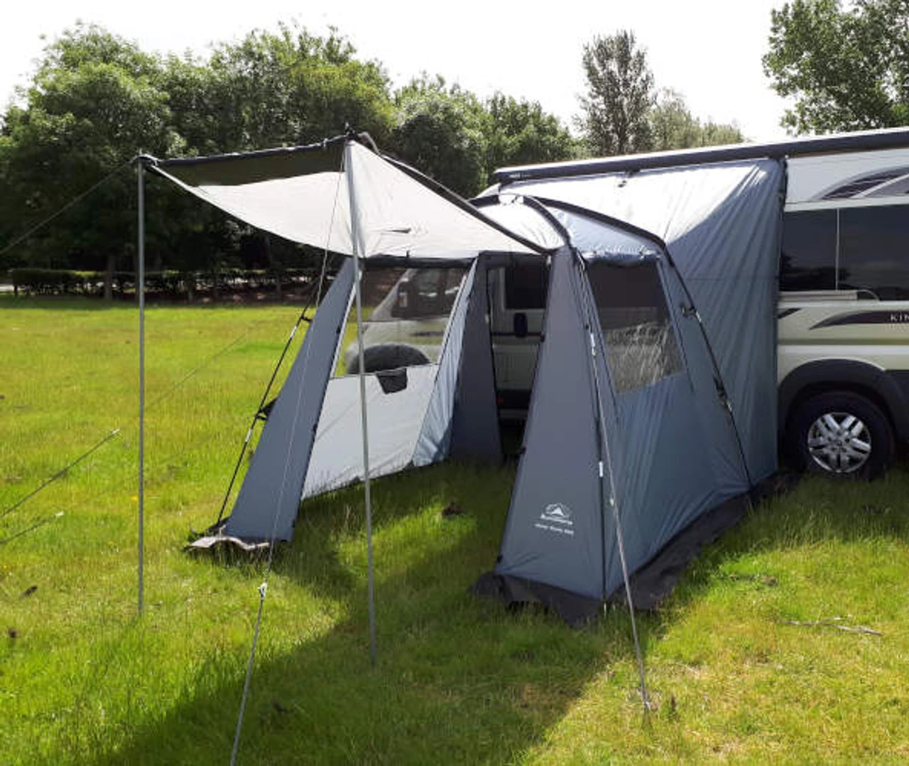 SunnCamp Motor Buddy 250 Campervan Drive Away Awning 3 SunnCamp Motor Buddy 250 Campervan Drive Away Awning - Image 3