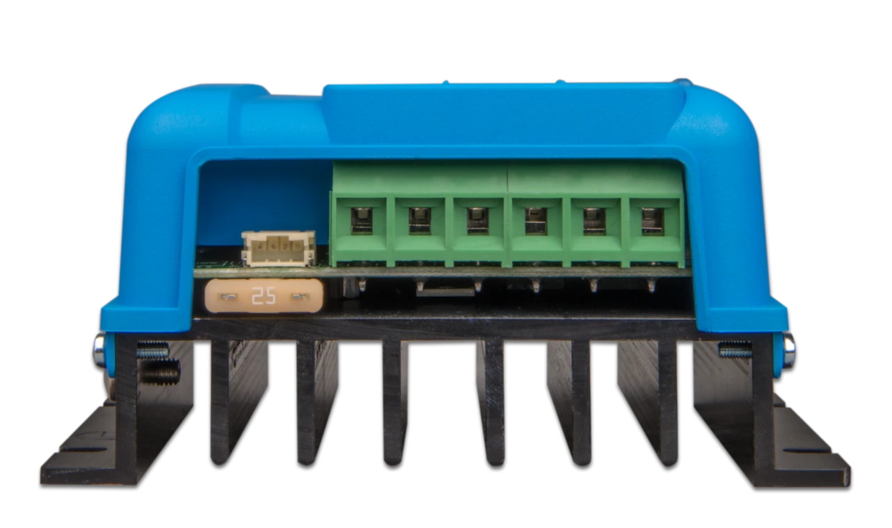 Victron Energy Victron SmartSolar MPPT Leisure Battery Charge Controller 3 Victron Energy Victron SmartSolar MPPT Leisure Battery Charge Controller - Image 3