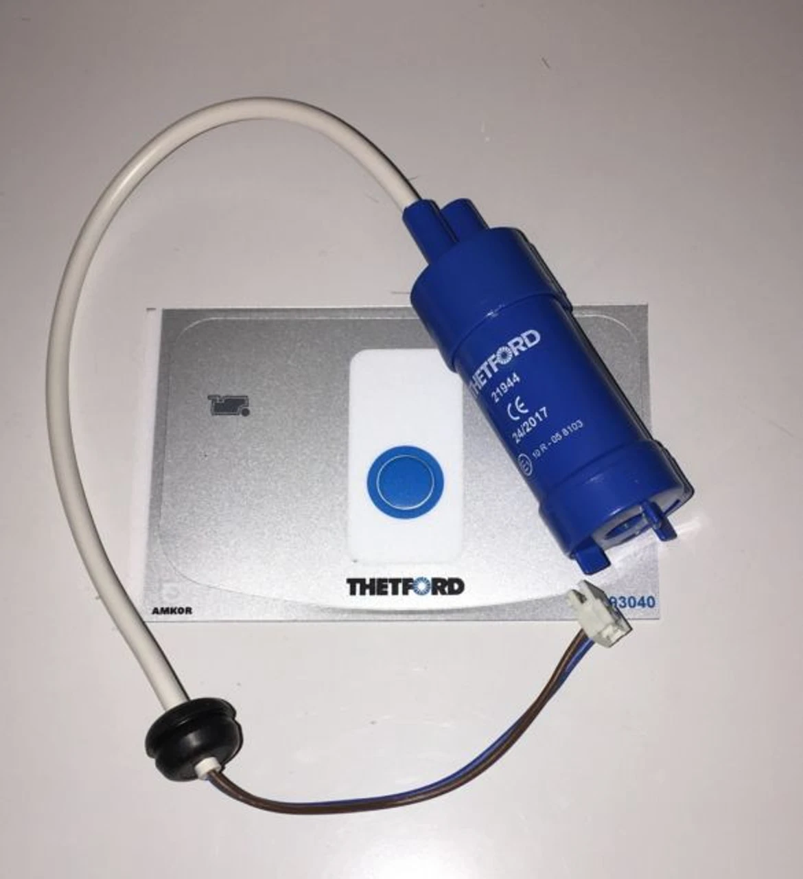 Thetford Flush Pump SC262 CWE Cassette Toilet - Caravan Or Motorhome Spare 1 Thetford Flush Pump SC262 CWE Cassette Toilet - Caravan Or Motorhome Spare