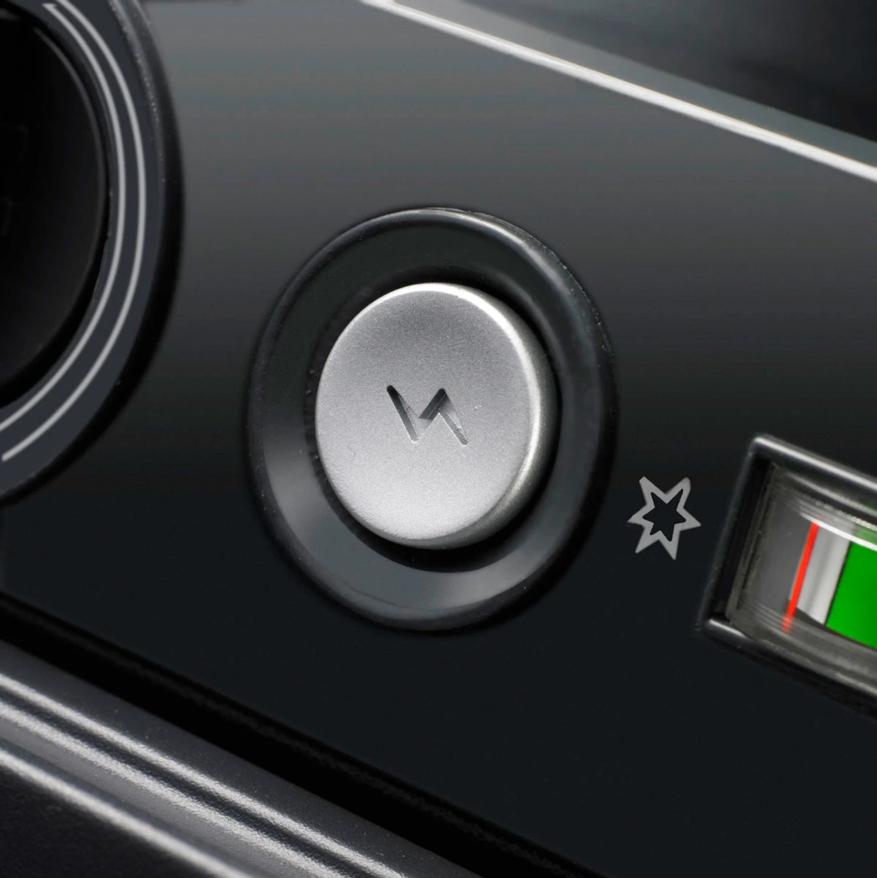 Dometic RM5310 230 V 12v LPG Gas Caravan Fridge 7 Dometic RM5310 230 V 12v LPG Gas Caravan Fridge - Image 7