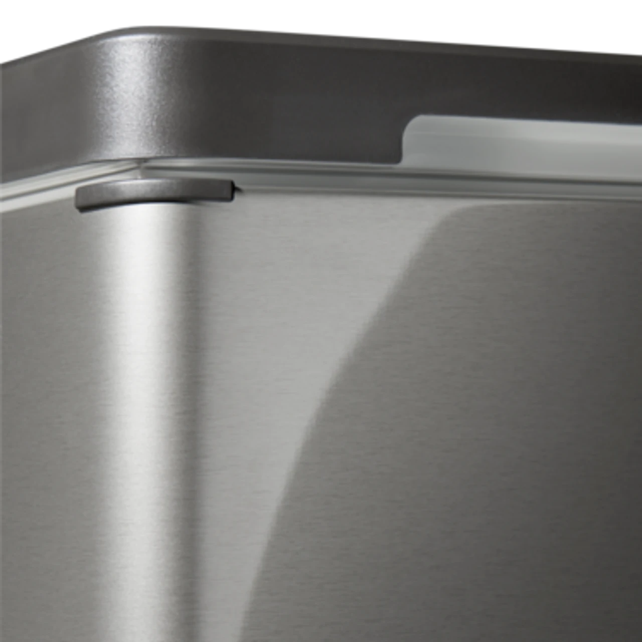 Dometic ACX3 40 3 Way LPG 12v Mains Portable Camping Fridge 3 Dometic ACX3 40 3 Way LPG 12v Mains Portable Camping Fridge - Image 3