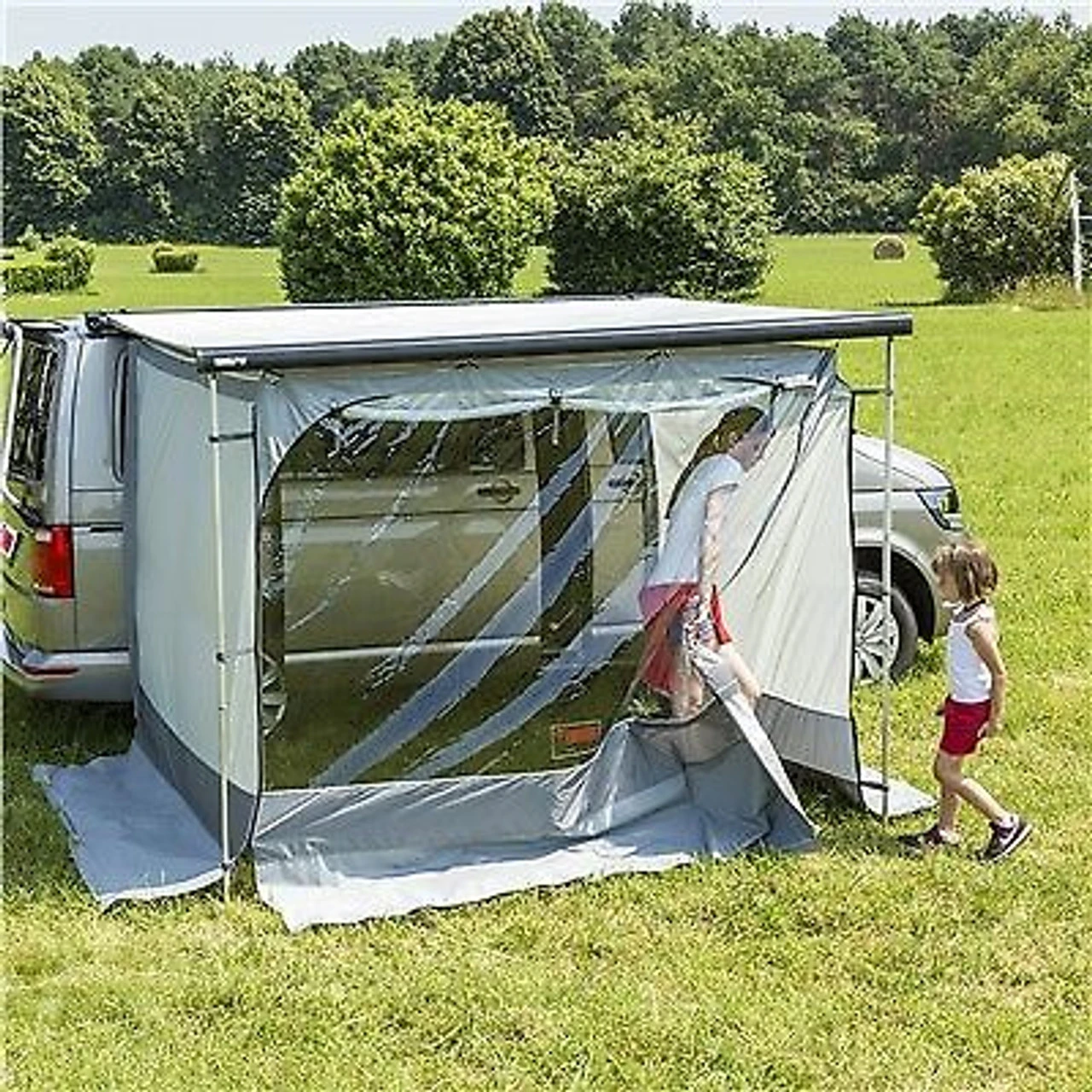 Fiamma F40 Camper Van Privacy Room 2 Fiamma F40 Camper Van Privacy Room - Image 2