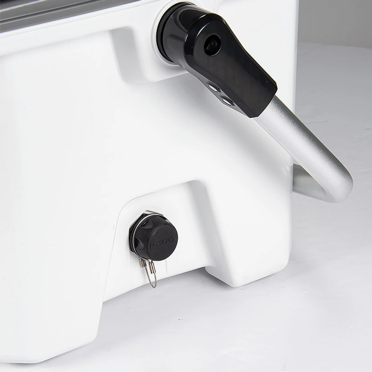 Igloo IMX 24 Super Heavy Duty Fishing Camping Cool Box 7 Igloo IMX 24 Super Heavy Duty Fishing Camping Cool Box - Image 7