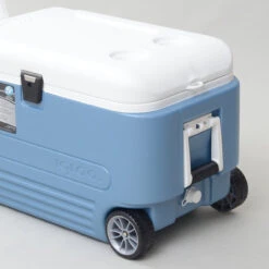 Igloo MaxCold 60 Roller Cool Box Wheeled Ice Chest -Camping Equipment Store maxcold 60 quart drain wheels 91414.1425296384