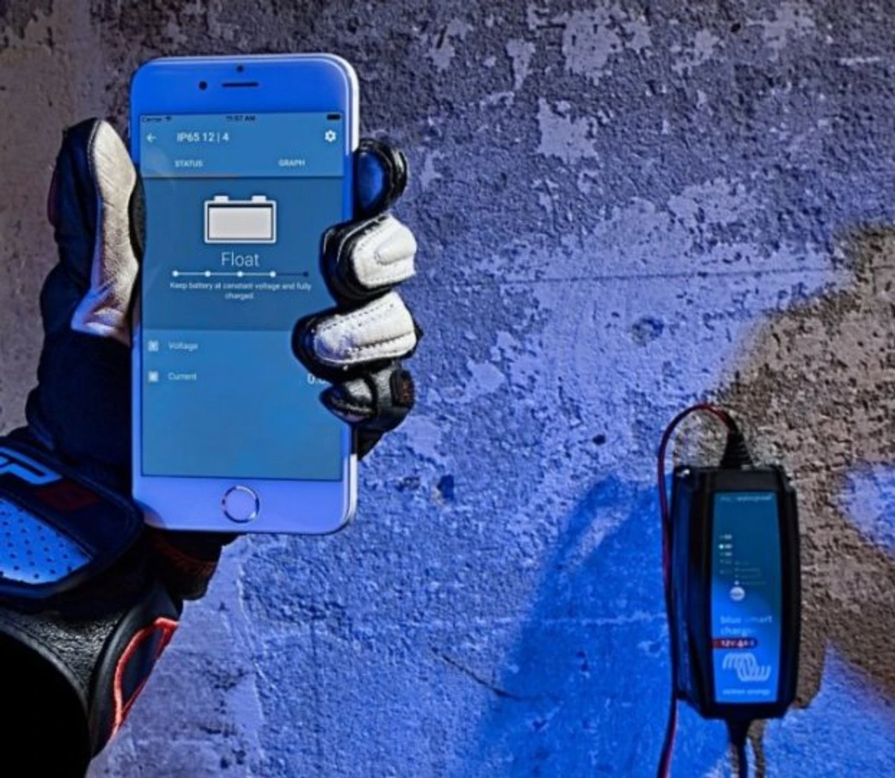 Victron Energy Victron Blue Smart IP65 Waterproof 12v Leisure Battery Mains 240V Charger 4 Victron Energy Victron Blue Smart IP65 Waterproof 12v Leisure Battery Mains 240V Charger - Image 4